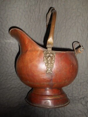 SCEAU A CHARBON ANCIEN EN CUIVRE  cache pot  jardinière , - Photo 1/4