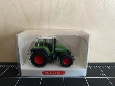 Tractor WIKING 3770130 - Fendt Favorit 716 Vario - 1:87/HO Foto 1 de 4