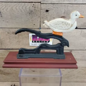 Vintage Duck Cast Iron Nut Cracker Nutcracker Wood Base Country Home - Picture 1 of 13