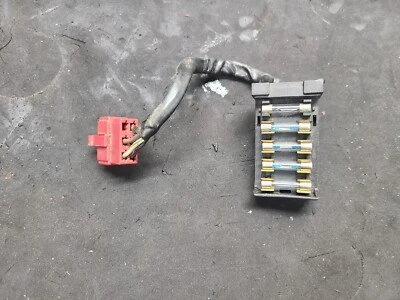 Honda Magna 1982 VF750 VF 750 V45 caja de fusibles caja de conexiones Foto 1 de 3