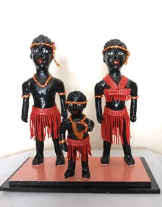Dekorative Papiermache Prunkstück von Andman Stammesgemeinschaft Jarwas Familie für Ho - Bild 1 von 5