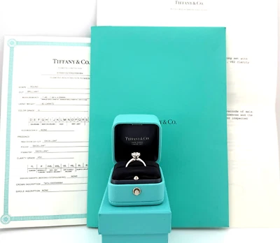Anillo de compromiso solitario certificado TIFFANY & CO diamante redondo 1,60 quilates G VS2 Foto 1 de 4