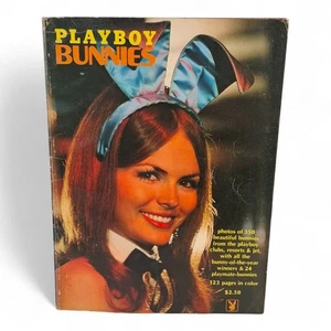 Playboy Bunnies Magazine USA 1972 - Picture 1 of 7