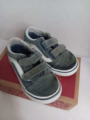 Vans Off The Wall Gamuza Gancho y Lazo Gris/Blanco Zapatillas bajas Zapatos Niño Pequeño 7 Foto 1 de 4