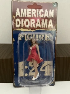 70's LADY FEMALE RED DRESS FIGURE VIII AMERICAN DIORAMA 1:24 3" Figure - Picture 1 of 5