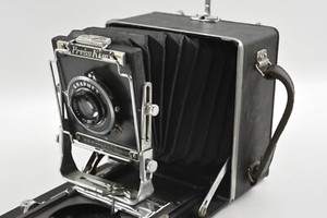 PRESS KING 4x5 Press/view CAMERA  B&W Made in CANADA *NICE*