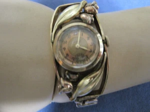 H 690 ladys gold filled LASALLE watch bracelet - Picture 1 of 6