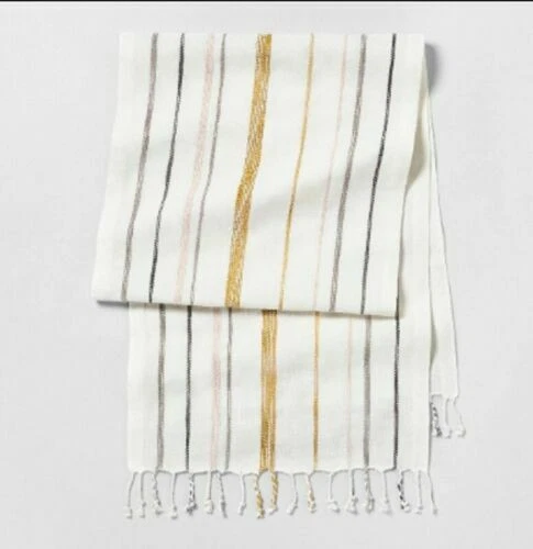 Hearth & Hand 超大条纹桌旗 20 英寸 x 90   — 第 1/1 张图片