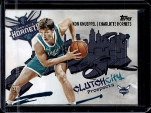 Bolso de mano de novato Kon Knueppel City Prospects Hornets 2025-26 Topps #CC-4 (50F) - Imagen 1 de 2