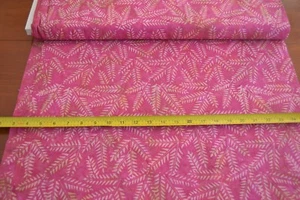 By 1/2 Yd, Pink on Pink Batik Quilt Cotton, Moda/Over the Rainbow/41014 20, B383 - Picture 1 of 5