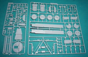 B-17F Flying Fortress HK Models 1/48 Sprue F & I Tires Bulkheads Etc. - Picture 1 of 1