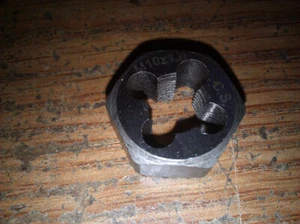 M10 X 1,00 KOHLENSTOFFSTAHL SECHSKANT-GEWINDEFORM - Bild 1 von 1