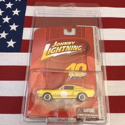 1968 SHELBY GT-500          2009 JOHNNY LIGHTNING CELEBRATING FORTY YEARS   1:64 - Image 1 of 4