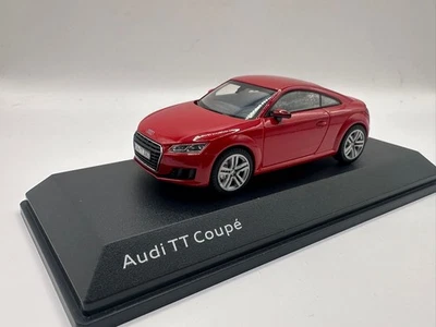 Audi TT cupé rojo escala 1:43 modelo concesionario  Foto 1 de 4