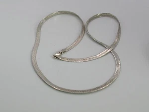 Vtg Italy Sterling Silver 925 Necklace Flat Herringbone Chain 20" Long 10.1 g - Picture 1 of 6