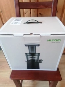 Hurom H-AA Slow Juicer Entsafter Eisbereiter, NP 359 €, viel unbenutztes Zubehör - Bild 1 von 4
