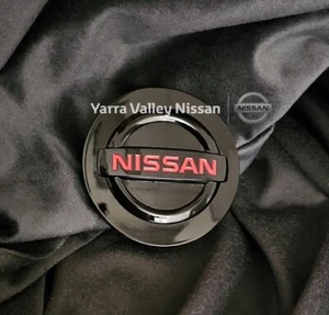 GENUINE NISSAN NAVARA PRO4X CENTRE CAP - Picture 1 of 1