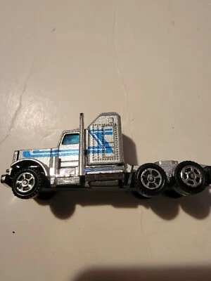 Kenworth Semi Tractor Trailer Cab Heavy Iron Truckin' #S8231-8233 HK (Summer) - Image 1 of 4