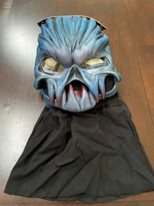 Máscara de Halloween para adultos Zagone Studios hecha a mano “Azul” N1306 - Imagen 1 de 4