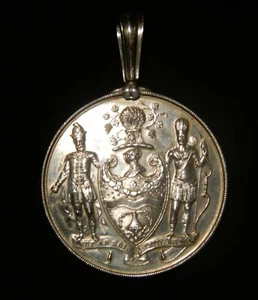 ENGLAND,1969, DISTILLERS GUILD medal awarded,engraved,hallmarked,51mm,silver EF+ - Picture 1 of 5