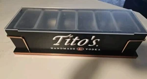 Tito's Vodka Bar Condimenti Caddy Guarnizione Stazione Vassoio Frutta 6 Scomparti - Foto 1 di 2