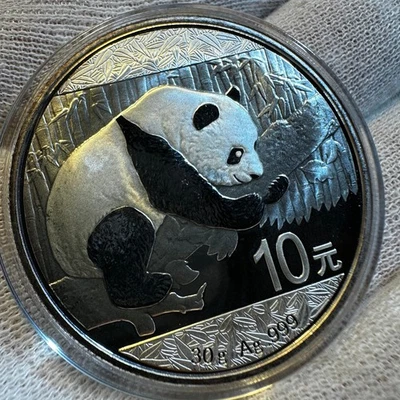 2016 China 30 gram 999 fine Silver  * Panda * 10 Yuan in slightly convex Capsule - Image 1 of 4
