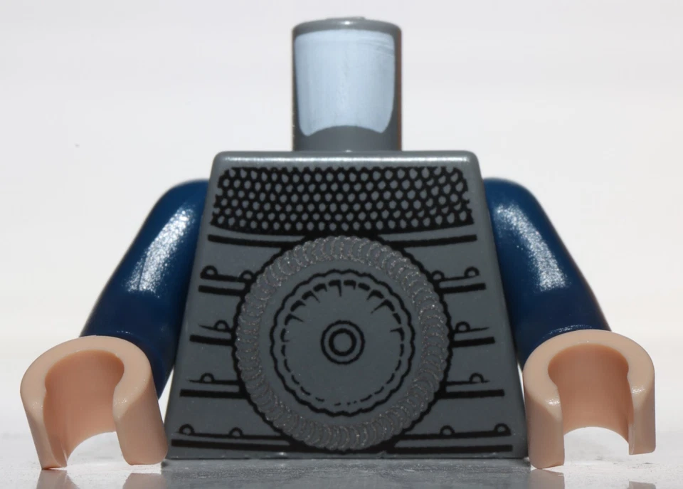 Lego Castle Dual Sided Torso Armor with Large Disk and Chain Mail Pattern - Image 1 of 1