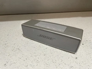 Bose Soundlink Mini ii Bluetooth Speaker - Silver With Power Supply Charger - Picture 1 of 8