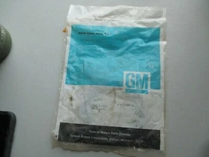 NOS GM Seal 15582232 463748 62510-PE SKF 27467 - B4-49 - Bild 1 von 3