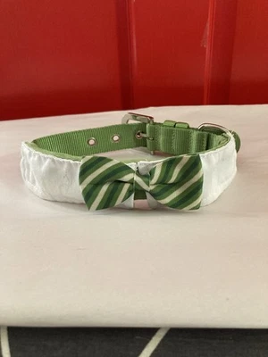 "Collar de perro verde Martha Stewart pajarita extraíble cuello de camisa blanco 15-19"" leer" Foto 1 de 4