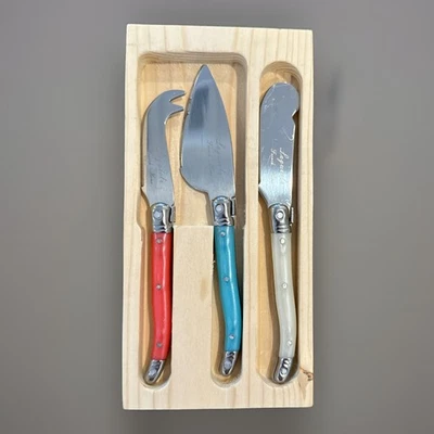 Laguiole 法国家用奶酪刀,摊铺机切刀彩色手柄木盒 — 第 1/4 张图片