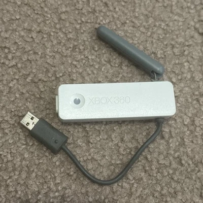 Adaptador de red inalámbrica original Microsoft Xbox 360 blanco Wifi bisagra rota Foto 1 de 4