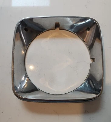 Ford Torino Elite 1974 1975 1976 faros bisel moldura lado izquierdo del conductor Foto 1 de 3