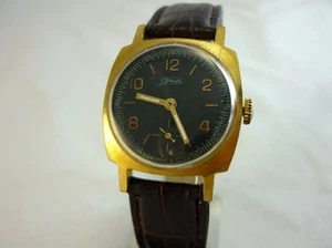 Vintage Russian Wrist Watch ZIM Goldplated 15 J Black Dial 1970's - Picture 1 of 8