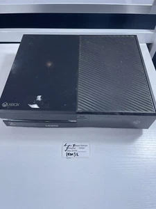 Xbox One Console Only for Parts or Repair 3K - Picture 1 of 8