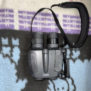 Fujinon 12x32 Techno-Stabi Jr Image-Stabilized Binocular - Picture 1 of 5