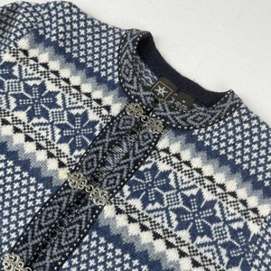 Skyr Wool Nordic Cardigan Blau Weiß Silber Verschluss Fair Isle Pullover Medium - Bild 1 von 9