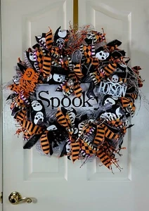Spooky Season Wreath. Festliche Bänder passend zur Stimmung kostenloser Versand, 22" Durchmesser - Bild 1 von 3