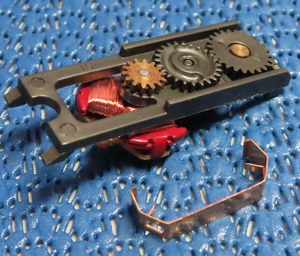 Faller Aurora - Placa De Anclaje Original Sin Usar Para Motor AFX (DEZ1148) - Imagen 1 de 2