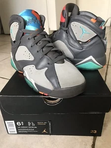 Nike Air Jordan 7 VII Retro Barcelona Grundschule 304774-016 Größe 6,5 Jahre Jungen  - Bild 1 von 12