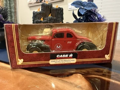 Ford Case IH 1940 cupé modificado stock #474DO 1/25 Foto 1 de 4