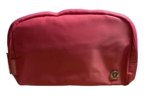 Lululemon Everywhere Women’s Belt Bag 1L Coral NWT - Picture 1 of 6
