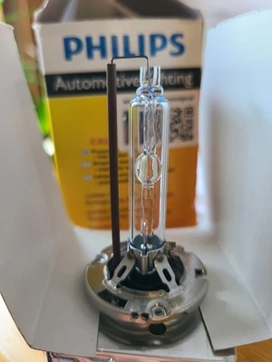 Single Commercial Pack Philips D1S 85415C1 - Image 1 of 3