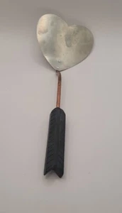 Beehive Handmade Heart Pancake Turner Spatula Wood Copper Stainless - Picture 1 of 6