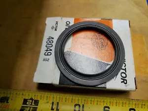 NOS GENUINE VICTOR 48049 FRONT WHEEL SEAL FREE SHIPPING! - Bild 1 von 4