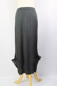 PLEATS PLEASE Dark Gray Skirt ISSEY MIYAKE 214 1558 - Picture 1 of 7