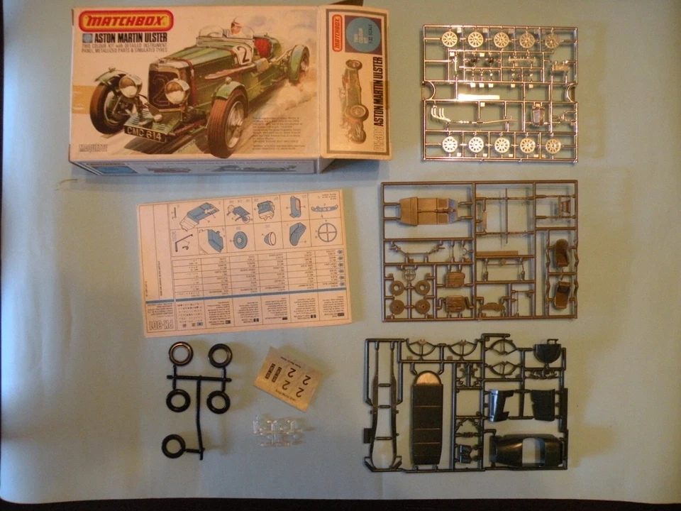 MATCHBOX PK-301 ASTON MARTIN ULSTER NUOVO/NEW SU SPRUE COMPLETO - Immagine 1 di 1