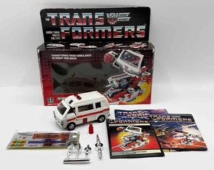 TRANSFORMERS G1 - RATCHET - 1984 - KOMPLETT - Rub Sign + UNCUT BOX - DECALS - Bild 1 von 24