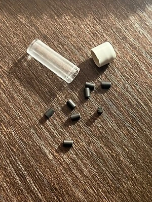 S.T. Encendedor negro Dupont frasco de 8 pedernal para Ligne 1, Ligne 2 y Gatsby, # 600 Foto 1 de 4