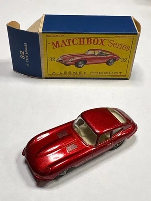 Matchbox Lesney No.32 Jaguar E-Type – Metallic Red – Mint – Original Box Near Mi - Bild 1 von 4